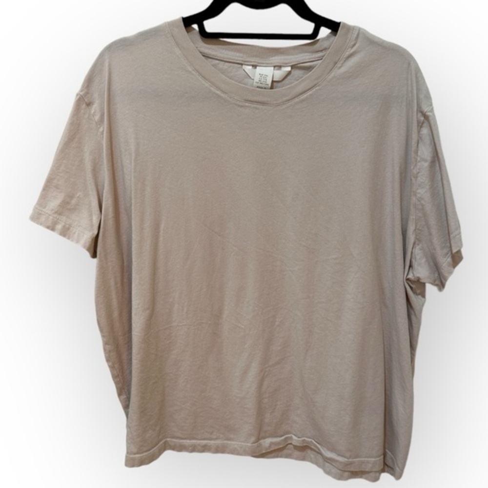NWOT H&M Beige T-shirt. Size XXL